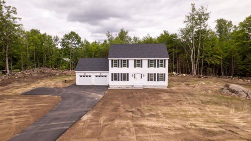 135 Concord St, Antrim, NH, 03440-3912 | Card Image