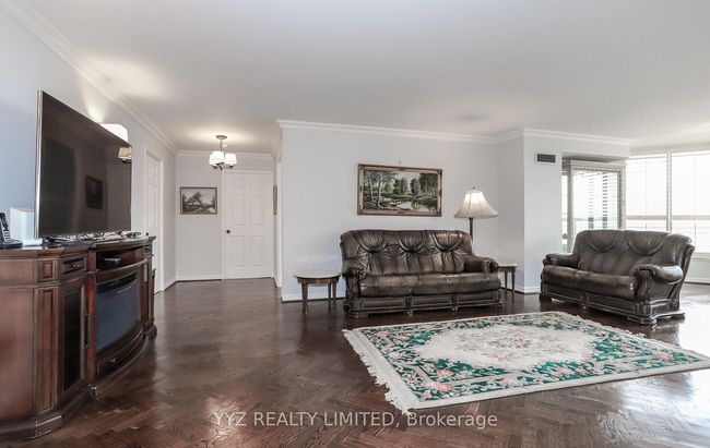 808 - 1 Clark Ave W, Condo with 2 bedrooms, 2 bathrooms and 2 parking in Vaughan ON | Image 5