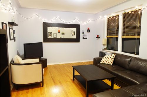 apt-p4-62 Saunders St, Rego Park, NY, 11374-1513 | Card Image