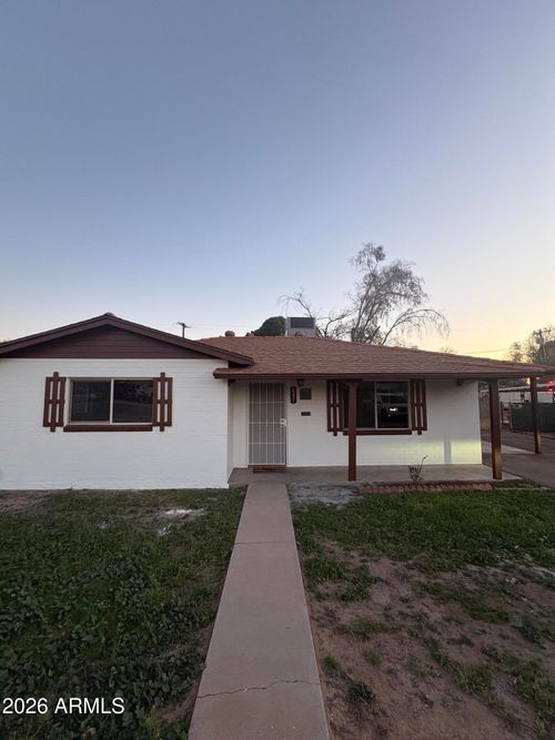 2221 E Osborn Rd, Phoenix, AZ, 85016-6619 | Card Image