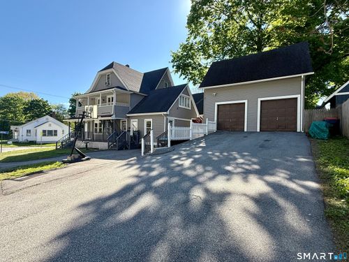 25-27 Farrows St, Putnam, CT, 06260 | Card Image