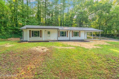 902 Valley Rd, Kingston, TN, 37763-2146 | Card Image