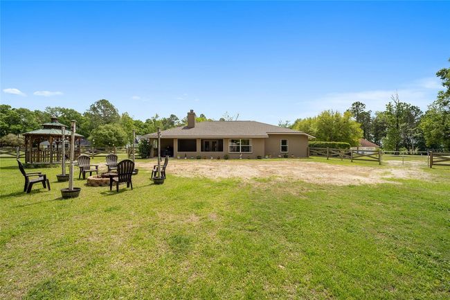 15948 Nw 206 Th Dr, House other with 3 bedrooms, 2 bathrooms and null parking in High Springs FL | Image 47