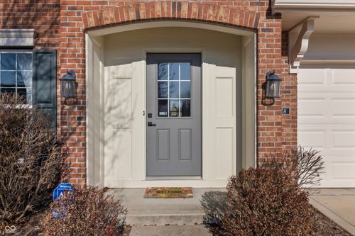 6058 Jamison Dr, Mccordsville, IN, 46055-6301 | Card Image