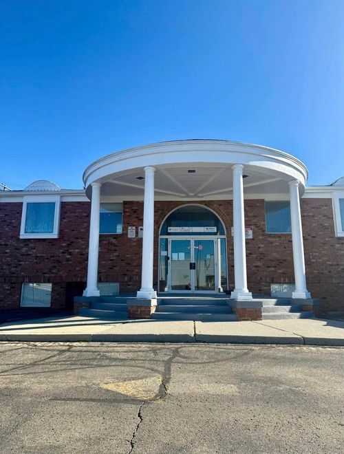 115-50 Old Village Rd, Columbus, OH, 43228-1583 | Card Image