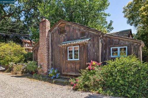 1611 Carmel Dr, Walnut Creek, CA, 94596-4217 | Card Image