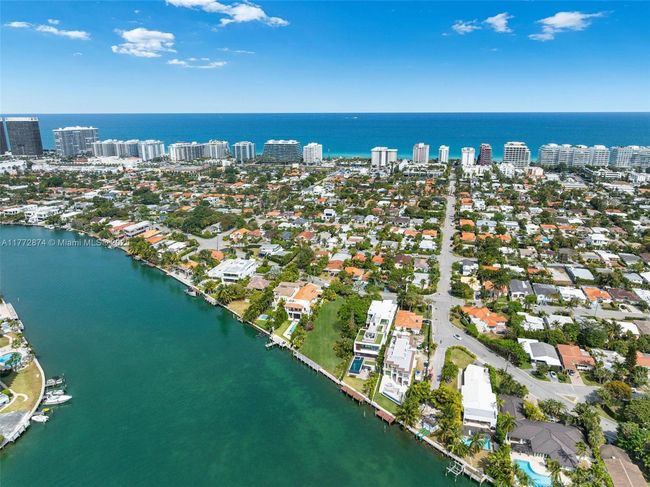 9224 Bay Dr, House other with 0 bedrooms, 1 bathrooms and null parking in Surfside FL | Image 9
