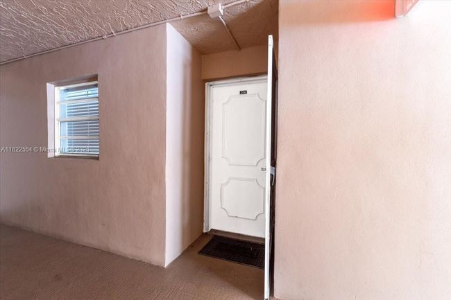 APT-206 - 9481 Evergreen Pl, Condo with 1 bedrooms, 1 bathrooms and null parking in Davie FL | Image 14