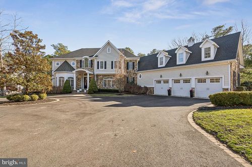 11 Cliff Swallow Dr, Medford, NJ, 08055-3805 | Card Image