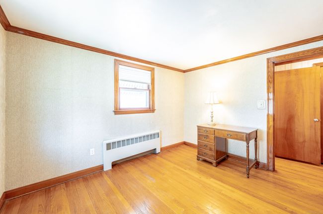 46 Suffield St, House other with 3 bedrooms, 2 bathrooms and 4 parking in Windsor Locks CT | Image 15