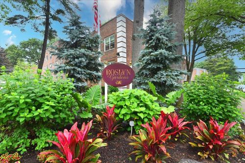 apt-1b-100 Edwards St, Roslyn Heights, NY, 11577-1382 | Card Image