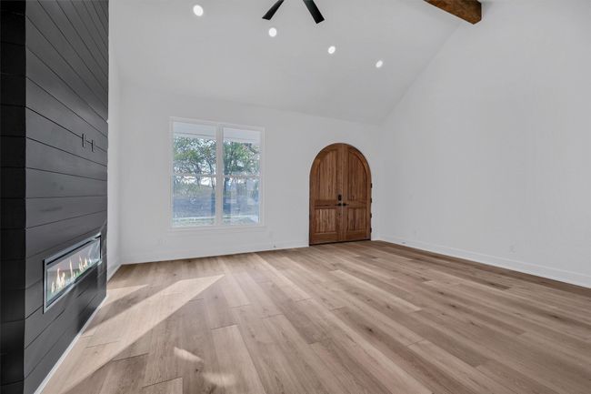 1220 Cr 4045, House other with 4 bedrooms, 2 bathrooms and null parking in Savoy TX | Image 7