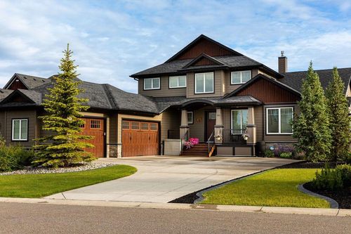 236 Montclair Pl, Cochrane, AB, T4C0A8 | Card Image