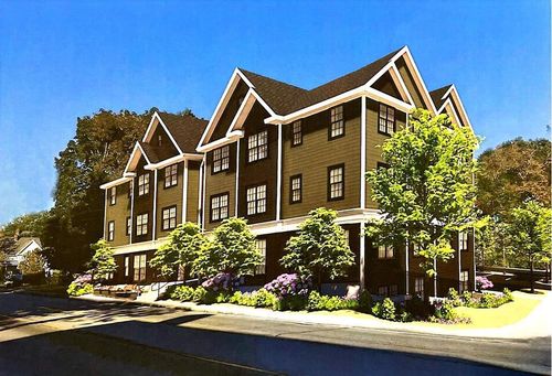 102-725 Central Ave, Dover, NH, 03820-3404 | Card Image