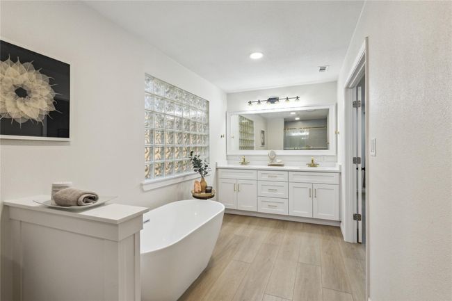 3012 Monument Dr, House other with 4 bedrooms, 2 bathrooms and 2 parking in Round Rock TX | Image 20