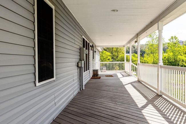 1916 Tinkling Spring Rd, House other with 4 bedrooms, 3 bathrooms and null parking in STUARTS DRAFT VA | Image 5