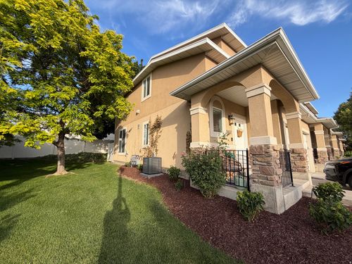 9457 S Hidden Point Dr, Sandy, UT, 84070-2528 | Card Image