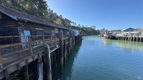 19350 S Harbor Dr, Fort Bragg, CA, 95437-5723 | Card Image