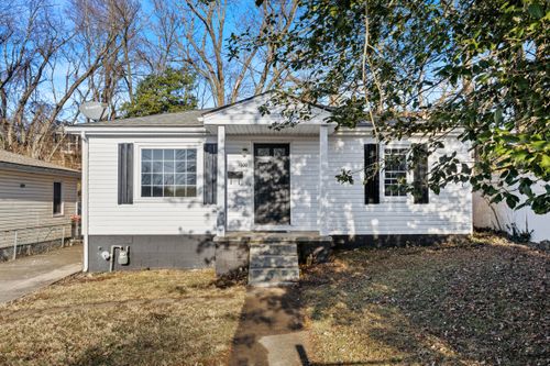 100 E Kentucky Ave, Richmond, KY, 40475-1012 | Card Image