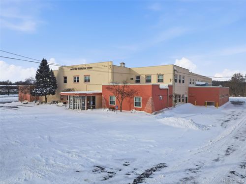 5640 Williams Lake Road, Waterford Charter Township, MI, 48329 | Card Image