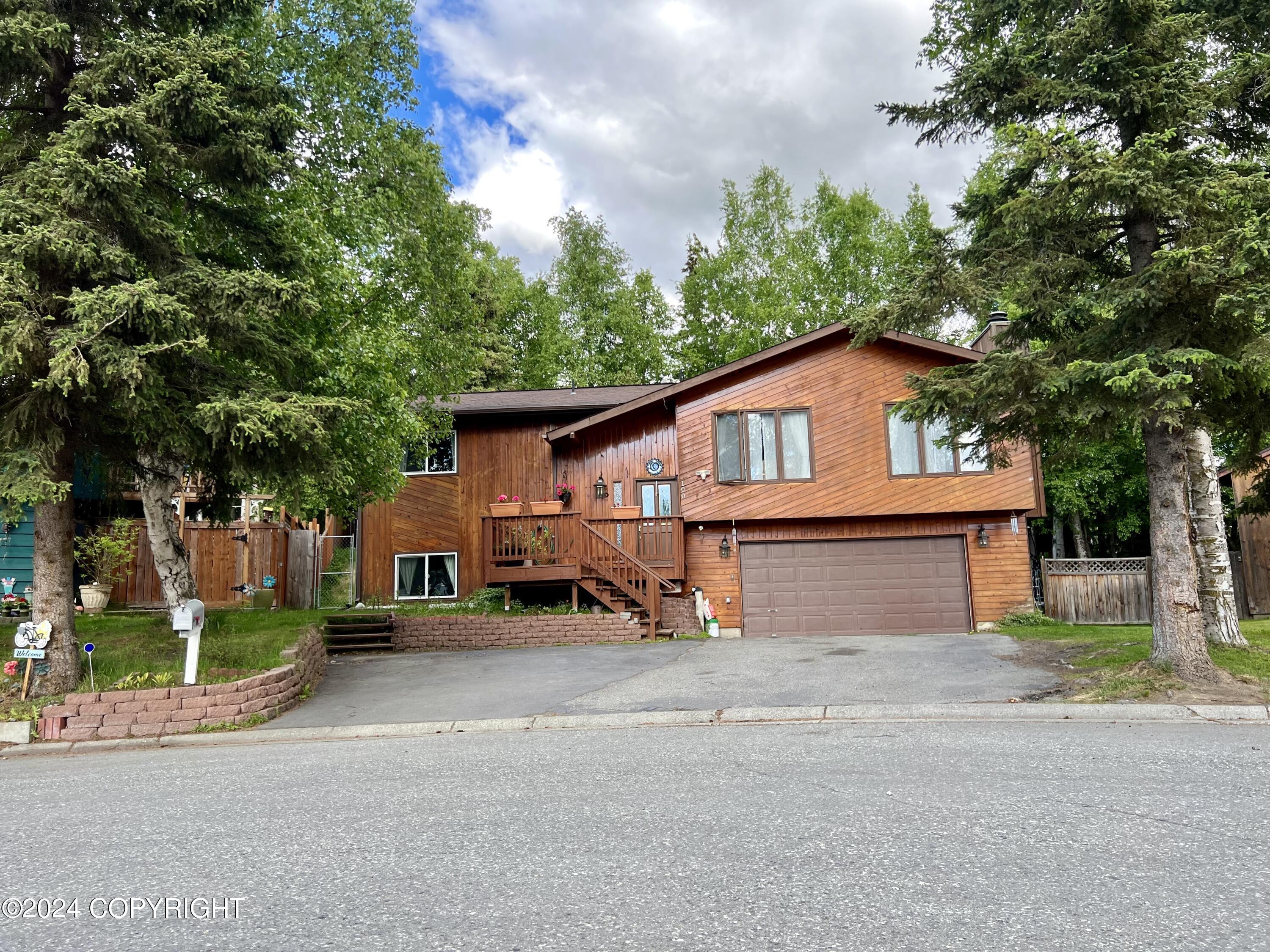 Knowles Cir, Anchorage, AK 99515 #1