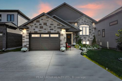 398 Aqueduct St, Welland, ON, L3C0H3 | Card Image