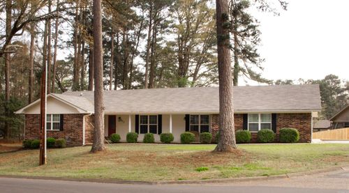 1613 Millcreek Dr, Arkadelphia, AR, 71923-3023 | Card Image