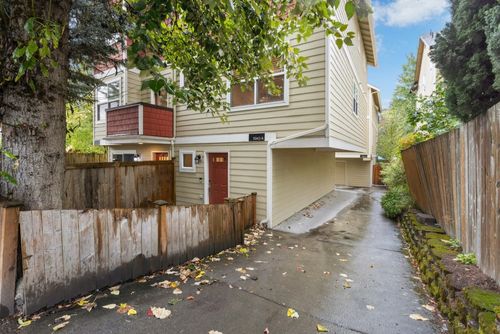 a-5943 36th Ave S, Seattle, WA, 98118-2606 | Card Image