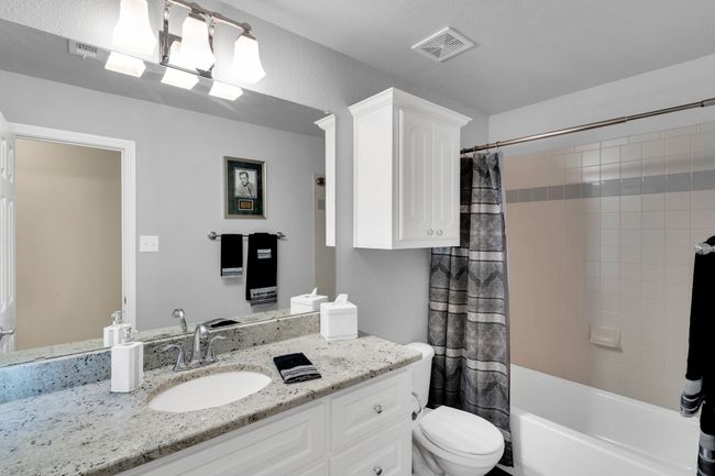 Full bathroom on 1st floor | Image 26