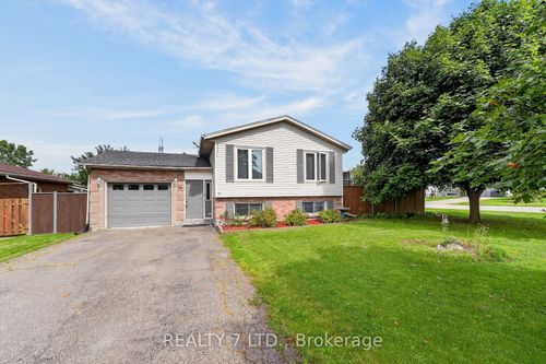 54 Cowan Dr, Thorold, ON, L2V4Y9 | Card Image