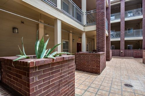 904-1023 W 24th St, Austin, TX, 78705-4746 | Card Image