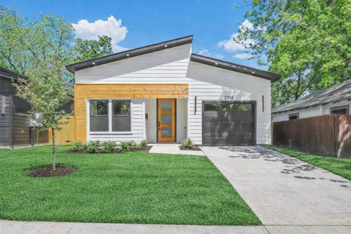 2714 Hector St, Dallas, TX, 75210-2044 | Card Image