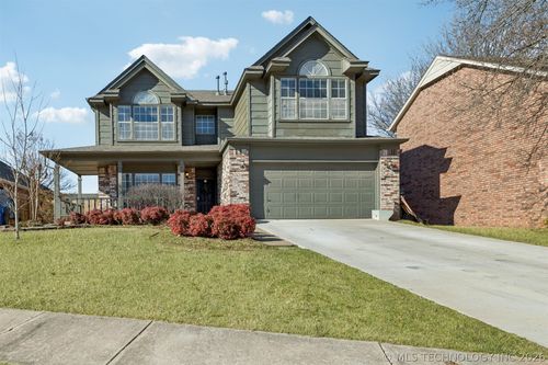 1204 N Willow Ave, Broken Arrow, OK, 74012-8515 | Card Image