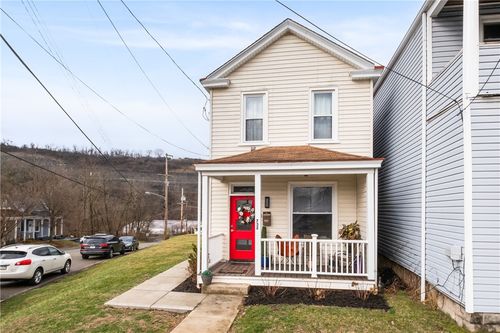 732 Orchard St, Carnegie, PA, 15106-3438 | Card Image