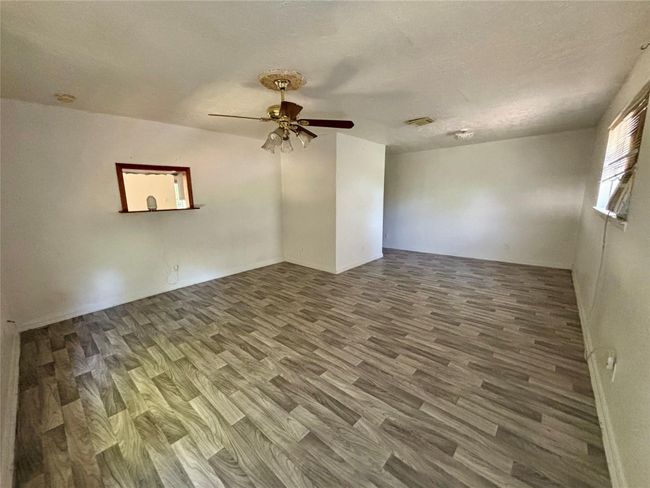 garage apartment living | Image 39