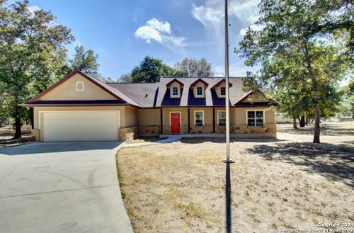 193 County Road 6872, Natalia, TX, 78059 | Card Image