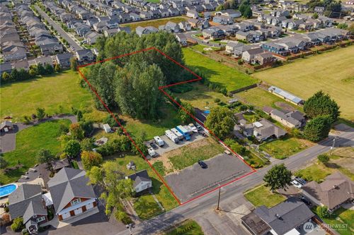 13 xx 26th St Nw, Puyallup, WA, 98371 | Card Image