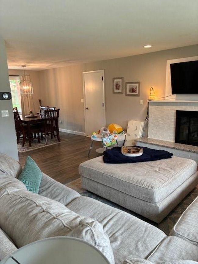 1017 Donson Dr, House other with 3 bedrooms, 2 bathrooms and null parking in Kettering OH | Image 5