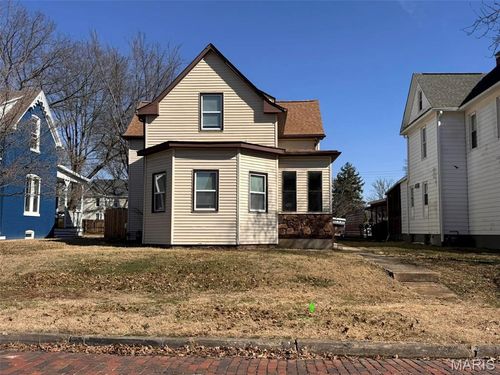 313 Wabash Ave, Belleville, IL, 62220-3843 | Card Image