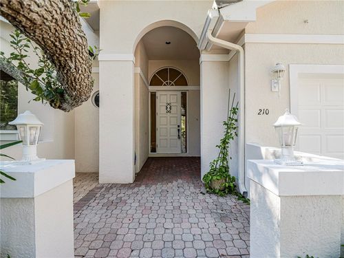 210 S Peppertree Dr, Vero Beach, FL, 32963-5012 | Card Image