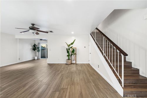 5-17123 Roscoe Blvd, Northridge, CA, 91325-4015 | Card Image