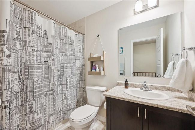 1222 Rose Way, Townhouse with 3 bedrooms, 3 bathrooms and 2 parking in Milton ON | Image 8