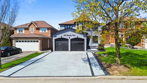 1521 Roseway Dr, Mississauga, ON, L5M5M5 | Card Image