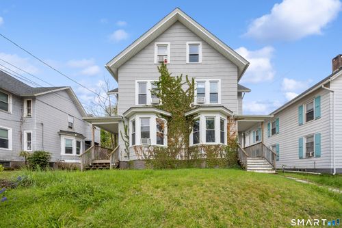 39-37-39 Loveland St, Middletown, CT, 06457-3720 | Card Image