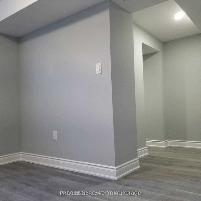 BASEMNT - 22 Prairie Star Crt, Home with 3 bedrooms, 2 bathrooms and 4 parking in Brampton ON | Image 4