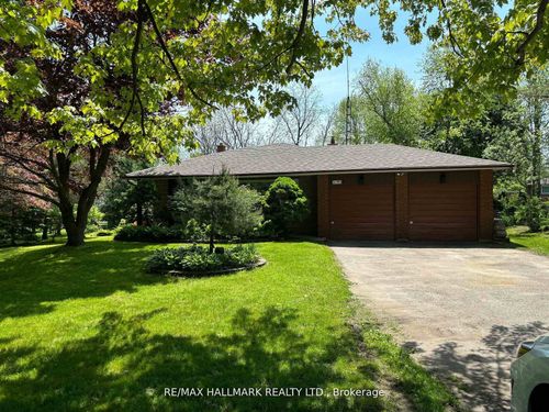 5193 Aurora Rd, Stouffville, ON, L4A4N2 | Card Image