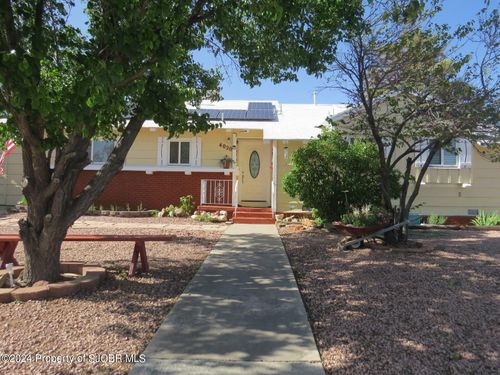 4020 Cedar Dr, Farmington, NM, 87402-4724 | Card Image