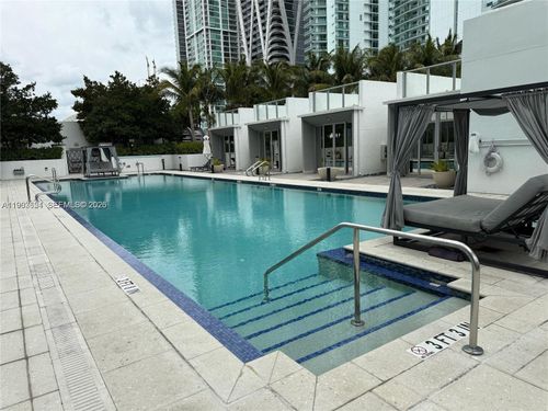 7-851 Ne 1st Ave, Miami, FL, 33132-1817 | Card Image