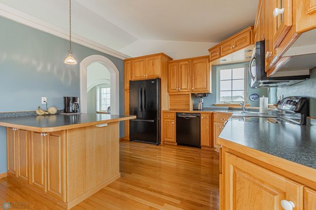 985 32nd St S, Moorhead, MN 56560-08.jpg | Image 11