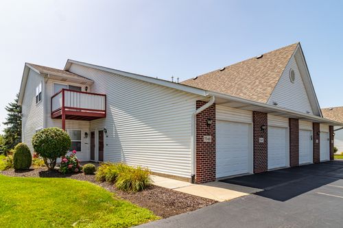 7349-7349 Wallingford Way, Rockford, IL, 61107-2712 | Card Image